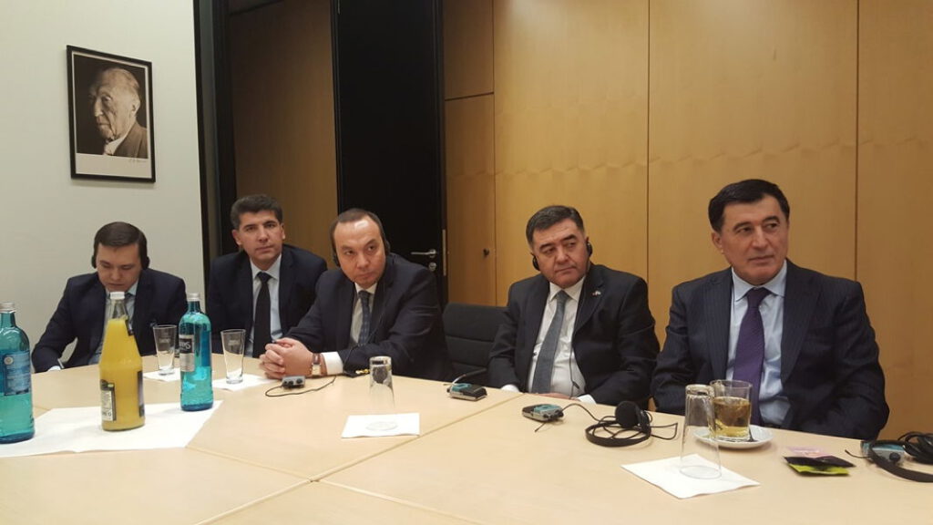 Diskussion in Berlin Konrad-Adenauer Stiftung 20171120 1812561