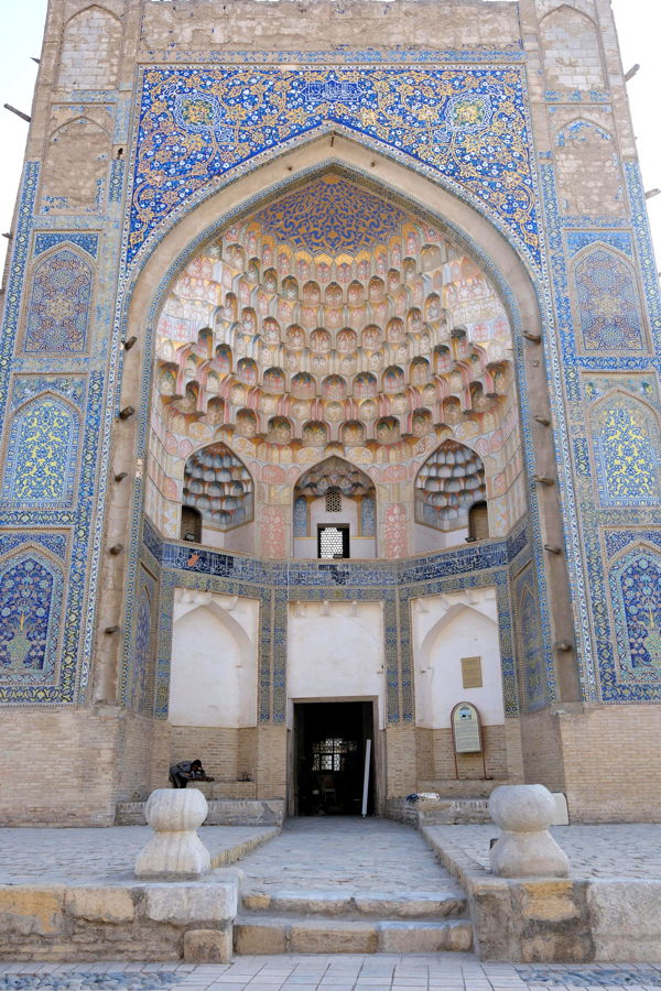 abdulaziz khan madrasa