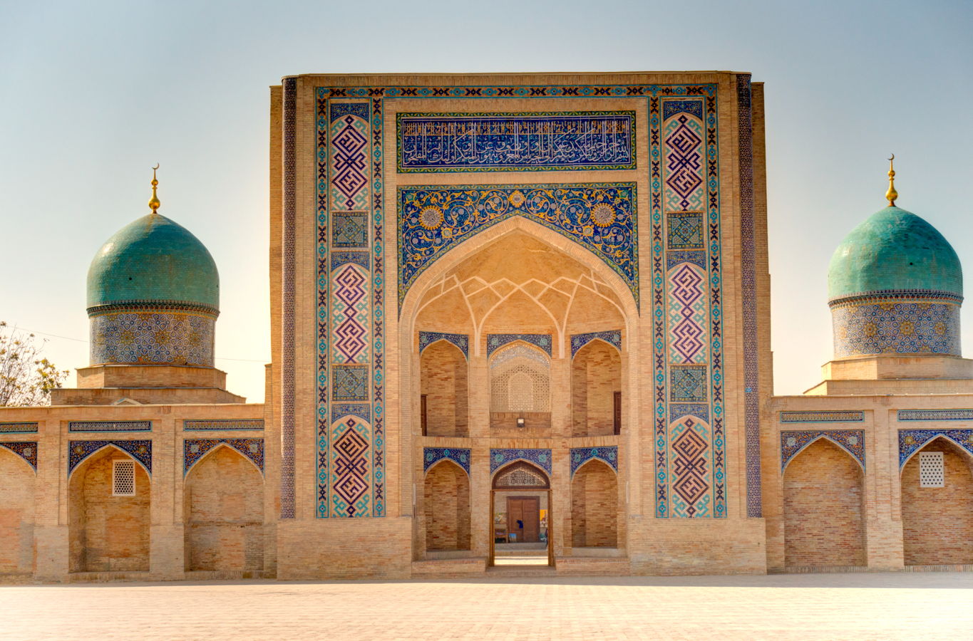 taschkent hazrati imam
