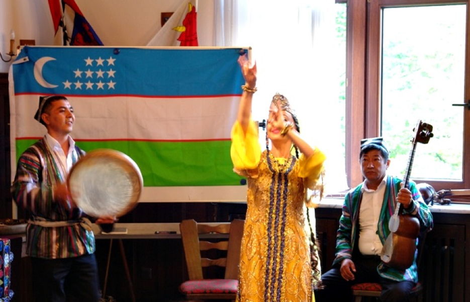 Konzert mit usbekischer Musik und Tanz 2014 dsc075981