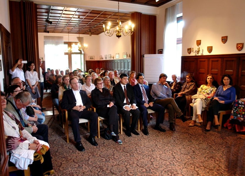 Konzert mit usbekischer Musik und Tanz 2014 dsc076101