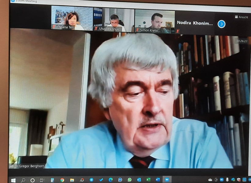 Online Veranstaltung mit den usbekischen Studenten zum Thema "Studium in Deutschland: Möglichkeiten und Krieterien der Auswahl" photo 2021 06 10 09 42 14
